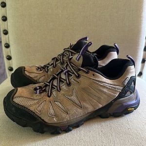 Merrell Women’s Capra Waterproof Vibram Hiking Outdoor Shoes Tan Size 5.5
